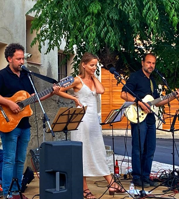 Sandra Blanch recitant en directe